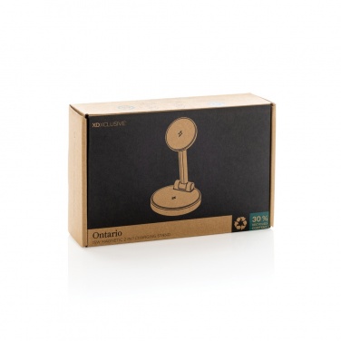 Logotrade Geschäftsgeschenke das Foto: Ontario 2-in-1 15W magnetischer Ladeständer aus RCS rPlastik