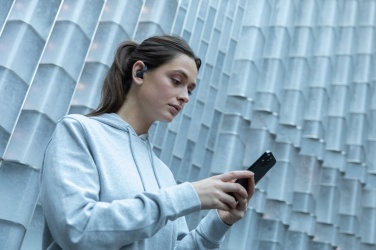 Logotrade Firmengeschenke das Foto: Urban Vitamin Pacifica Ohrhörer aus RCS recycelt. Kunststoff