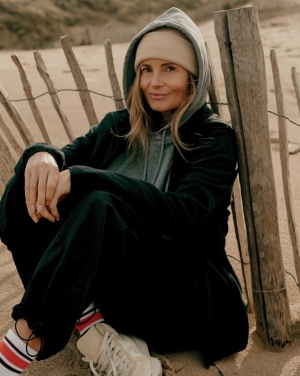 Logotrade Geschäftsgeschenke das Foto: Iqoniq Torres ungefärbter Hoodie aus recycelter Baumwolle