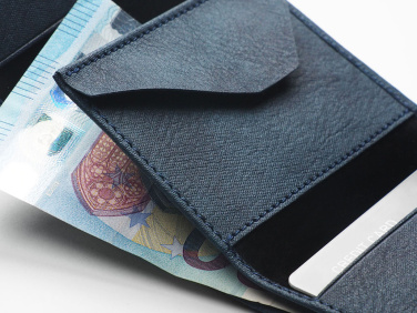 Logotrade werbemittel das Foto: RFID Geldbörse 1249326