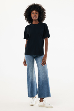 Logotrade Werbegeschenke das Foto: IQONIQ Nikko Heavyweight T-Shirt aus recycelter Baumwolle