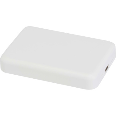 Logotrade Geschäftsgeschenke das Foto: Acrab 15 W 5.000 mAh magnetische kabellose Powerbank mit 20 W PD aus recyceltem Kunststoff
