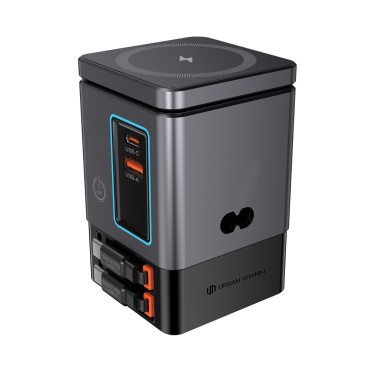 Logotrade Werbeartikel das Foto: Urban Vitamin Sacramento 105W GaN Charger mit einz. Kabeln