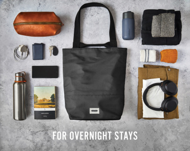 Logotrade Logogeschenke das Foto: Black+Blum isolierte 16L Trage- & Kühltasche