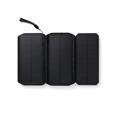 Logotrade werbemittel das Foto: Nordic Drift Titan 10.000mAh Solar Powerbank with 3 Panels