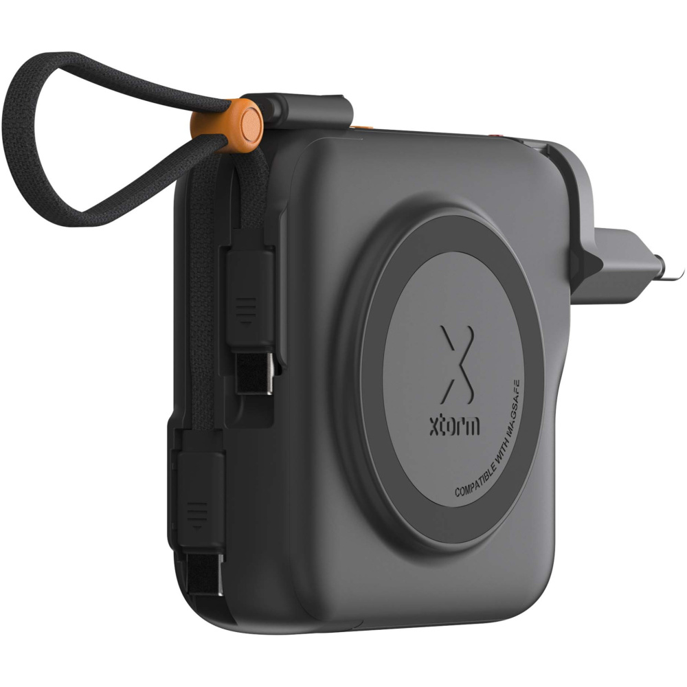 Logotrade Werbeartikel das Foto: Xtorm TravelPro 30 W, 10.000 mAh, 3 in 1 Reiseladegerät