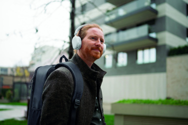 Logotrade werbemittel das Foto: 15" Hartschalen-RPET-Rucksack