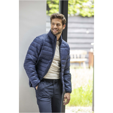 Logotrade Geschäftsgeschenke das Foto: Athenas recycelte wattierte Jacke für Herren