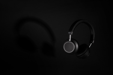 Logotrade advertising product image of: Swiss Peak wireless headphone V3