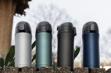 Logotrade promotional giveaway picture of: Metallic easy lock vacuum mug