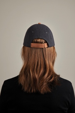 Logotrade corporate gift picture of: VINGA Bosler AWARE™ canvas cap
