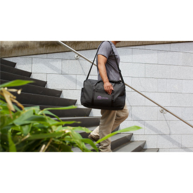 Logotrade promotional item image of: Lennon RCS Recycled PU Sports-/Travelbag