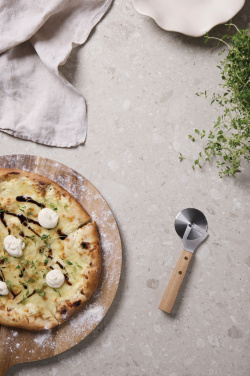 Logo trade business gift photo of: VINGA Paso pizza slicer