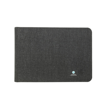 Logo trade corporate gifts image of: Swiss Peak 15W magnetic charging laptop sleeve 14-15,6"