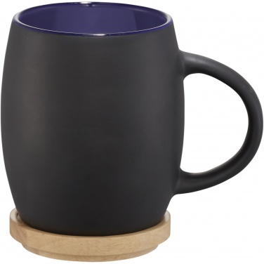 Logotrade meene foto: Kolde 400 ml keraamiline kruus puidust alusega