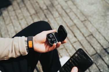 Logotrade ärikingid pilt: Lakewood RCS taaskasutatud ja parandatavad juhtmevabad kõrvaklapid