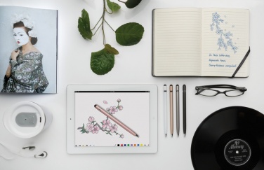 Logo trade meened foto: Lihtne metallist pliiats