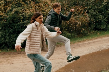 Logotrade reklaamkingi foto: Iqoniq Meru meeste taaskasutatud polüestrist vest