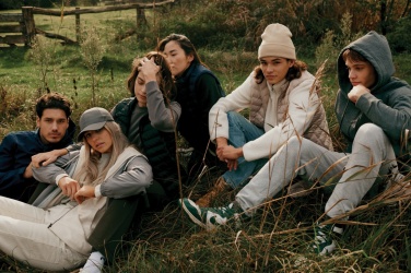 Logo trade reklaamkingituse pilt: Iqoniq Meru naiste taaskasutatud polüestrist vest