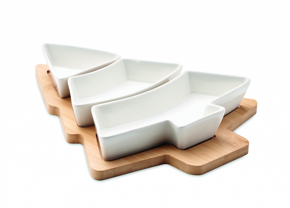 Logotrade meene foto: Jõulupuu serveerimisalus