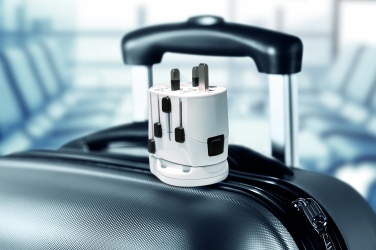 Logo trade reklaamkingid foto: PRO maailm ja USB. 3-poolne