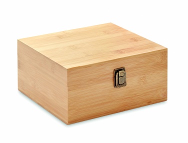 Logo trade meene pilt: Viskiklaaside komplekt puidust karbis