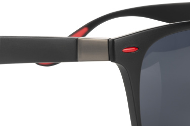 Logo trade reklaamtoote pilt: Päikeseprillid MAHAVELI Schwarzwolf