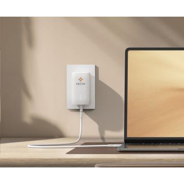 Logotrade ärikingitused pilt: Belkin BoostCharge 3-pordiline seinalaadija
