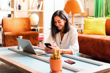 Logotrade reklaamkingi foto: PAWTT juhtmeta laadija akupank