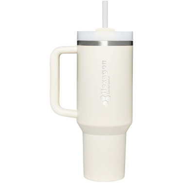 Logotrade reklaamtoote foto: Stanley Quencher® H2.0 FlowState™ 890 ml taaskasutatud roostevabast terasest isoleeritud termos