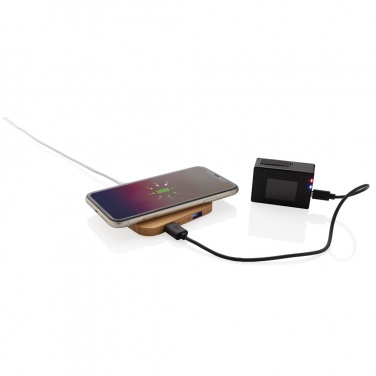 Logotrade liikelahjat kuva: 5W bambulaturi USB:llä