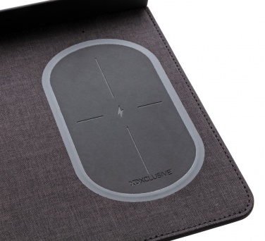 Logotrade liikelahjat kuva: Air-hiirimatto, jossa 5 W:n langaton lataus ja USB