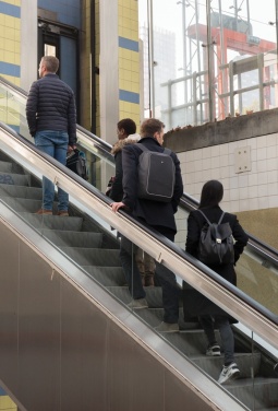 Logotrade liikelahjat mainoslahjat tuotekuva: Swiss Peak AWARE™ 15.6" varkaudenesto tietokonereppu