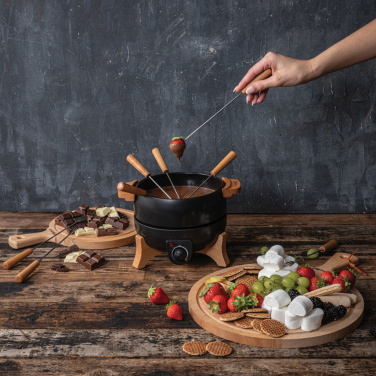 Logotrade mainostuotet kuva: BOSKA sähköinen fondue-setti - 2,3 l (EU-tyyppi F)