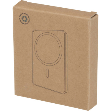 Logo trade mainoslahjat tuotekuva: Acrab 5 000 mAh:n ja 15 W:n magneettinen langaton varavirtalähde, jossa 20 W:n PD – valmistettu kierrätetystä muovista