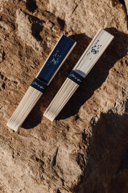 Logo trade mainoslahjat tuotekuva: VINGA Out of Office -käsiviuhka