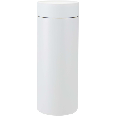 Logotrade liikelahja tuotekuva: Illuminate 650 ml:n RCS-kierrätetty, ruostumattomasta teräksestä valmistettu kaksiseinämäinen vesipullo, jossa on kolmiosainen kansisetti