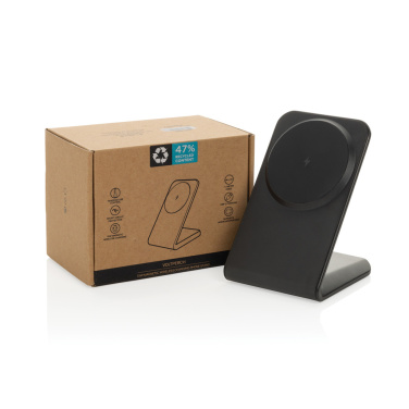 Logotrade biznesa dāvanas foto: VoltPerch RCS pārstrādātas plastmasas 15 W magnētiskais bezvadu lādētājs