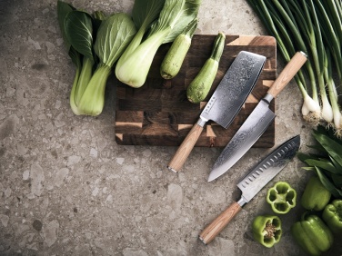 Logotrade kampanjprodukter bild: VINGA Hattasan damascus kockkniv