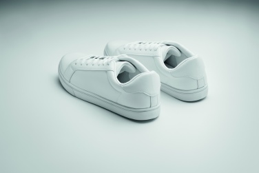 Logotrade reklamprodukter bild: Sneakers i PU stl 40