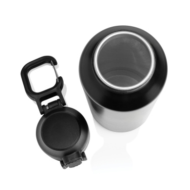 Logotrade reklamprodukter bild: Via RCS Re-steel låsbar sportflaska 600ML