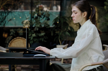 Logotrade presentreklam bild: XD Design Mobil office laptop fodral 14”