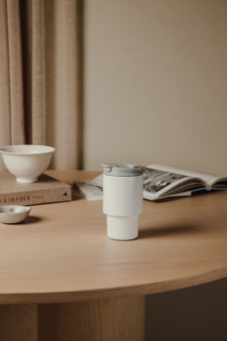 Logotrade reklamprodukter bild: VINGA Nagano RCS to-go-mug 350 ML